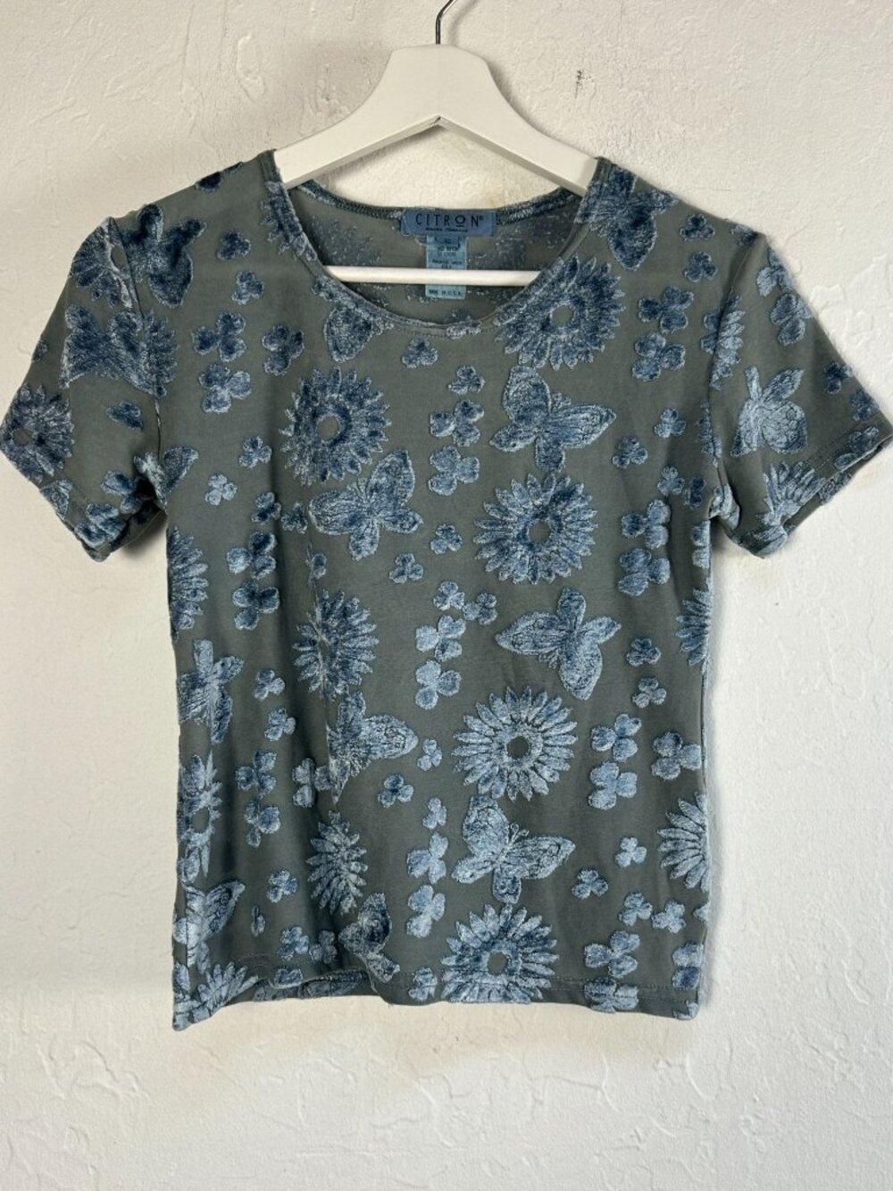 Citron Santa Monica Butterfly Floral Burnout Short Sleeve Shirt Small Gray Blue